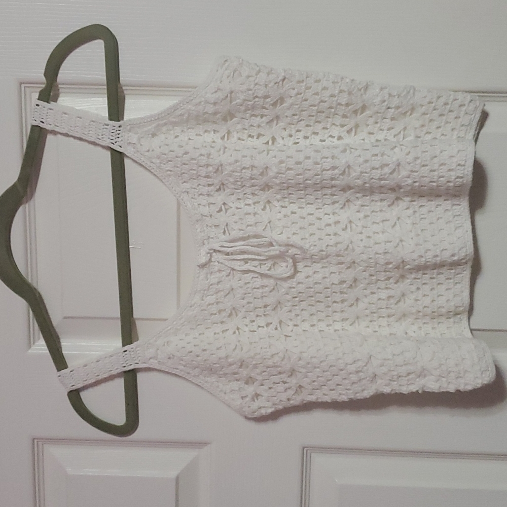 NEVER WORN. Vintage crop top